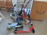 Six trottinettes